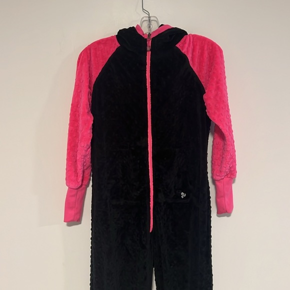 Triple Flip Black Onsie | size 5 - Picture 2 of 10